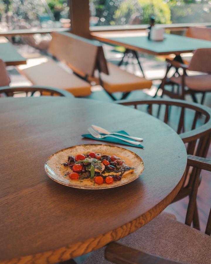 Delta Est Hotel & Restaurant Sulina Ngoại thất bức ảnh